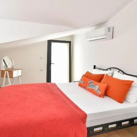 Twin With Private Pool In Fethiye's Center * フェティエ